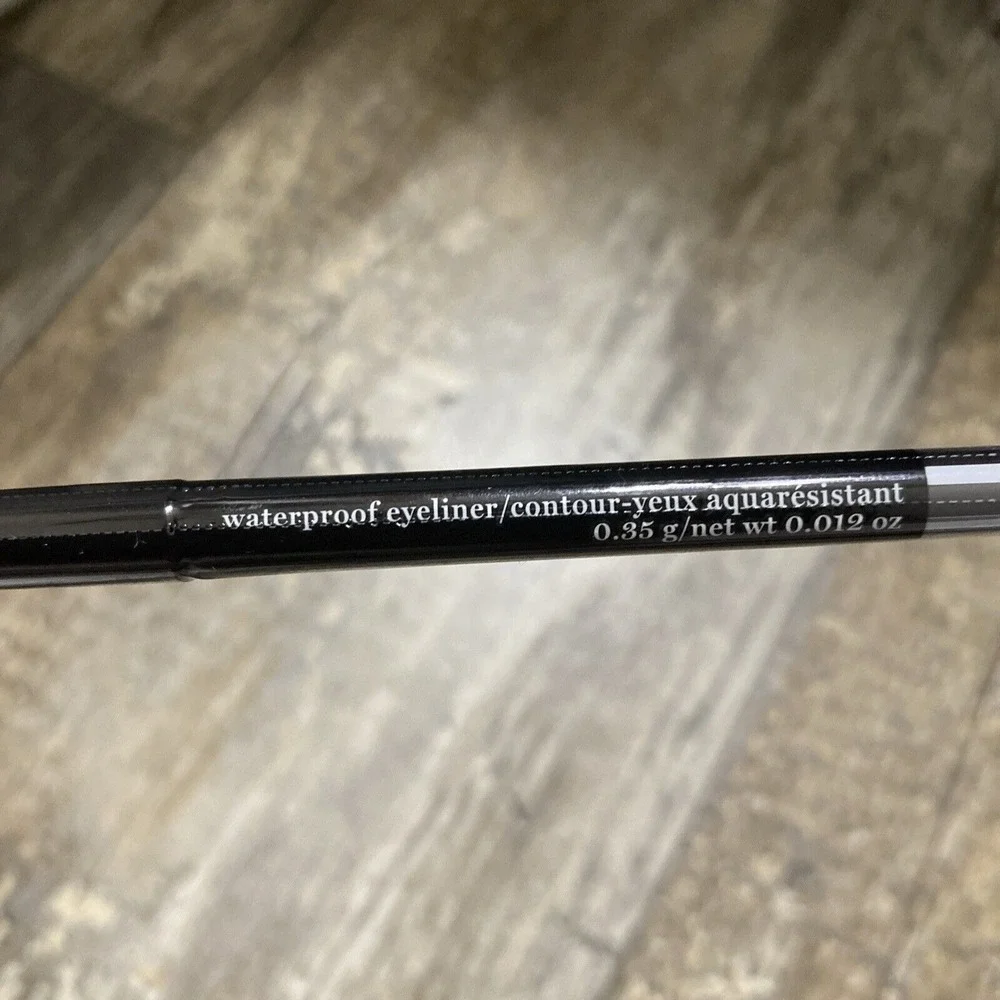 Avon fmg Glimmer Waterproof Eyeliner - Blackest Night (332-143) Eye Liner‎